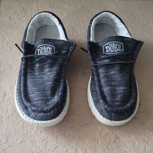 Size YT 5  Hey Dude Wally Youth Stretch Black Slip On Kid Loafers